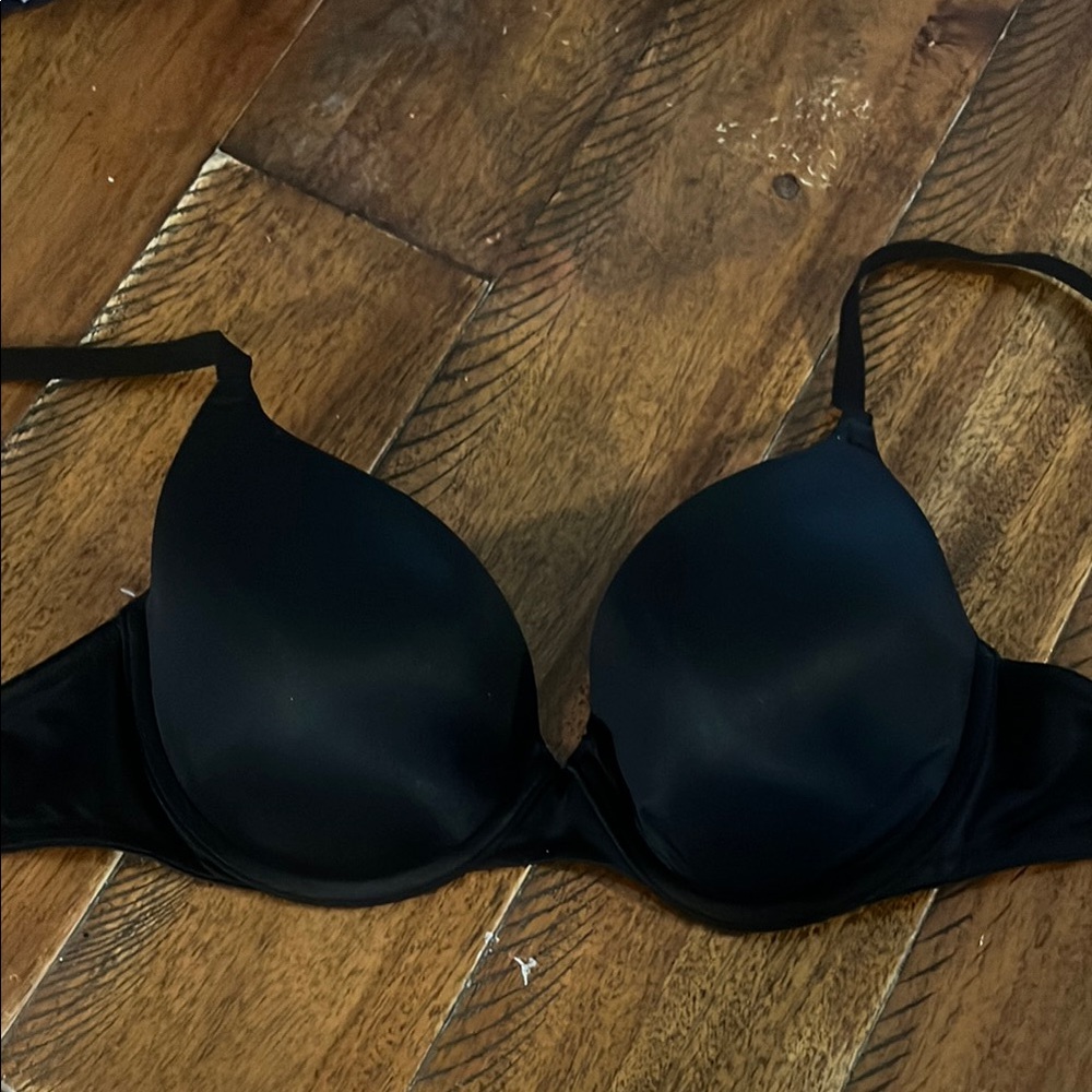 PINK Victoria's Secret Black Bra
